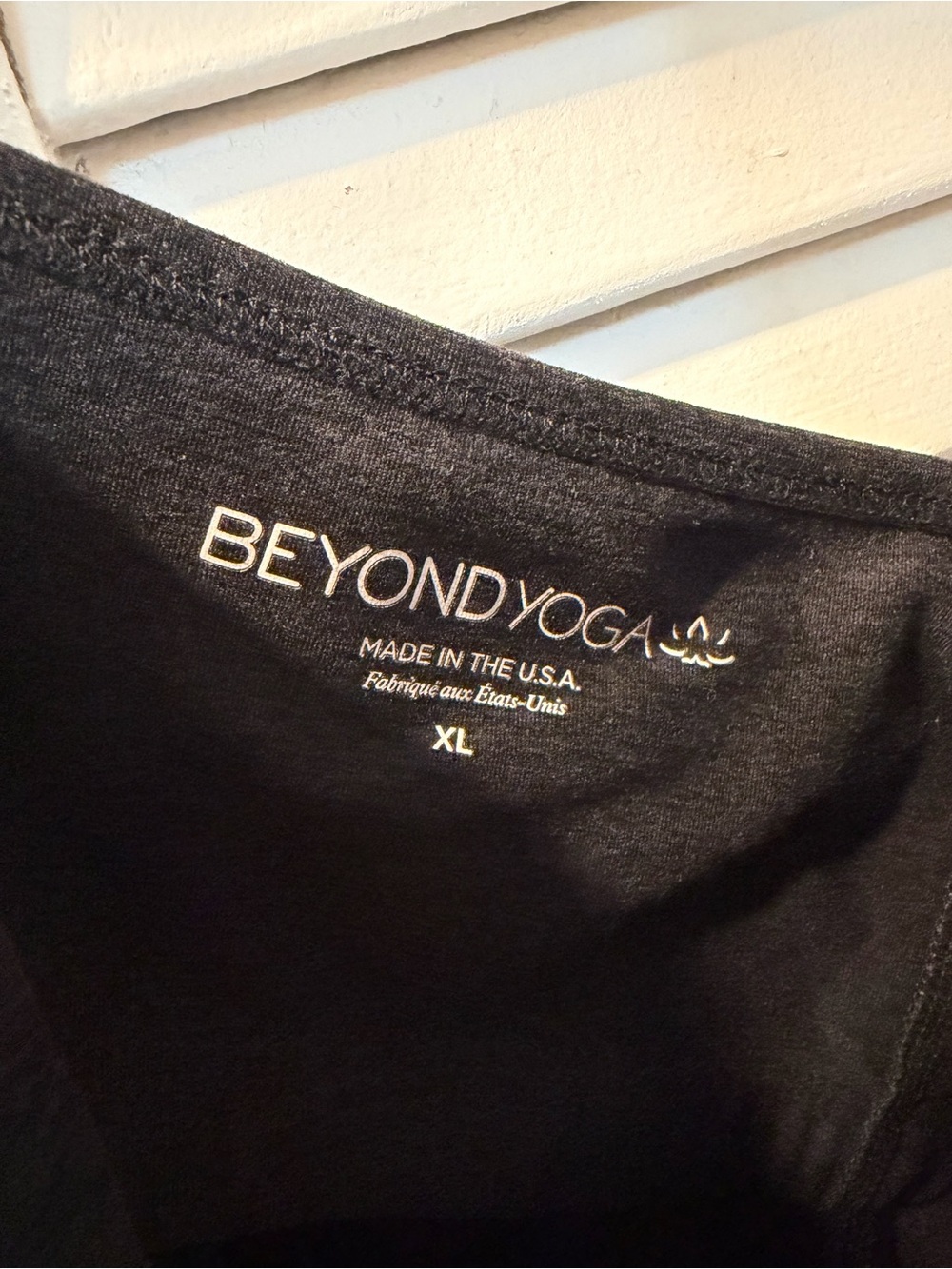 Beyond Yoga Black Strappy Cami Tank Top – XL - Picture 3 of 3